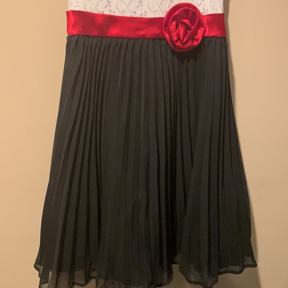 Emily West elegant girls dress - Picture 4 of 8